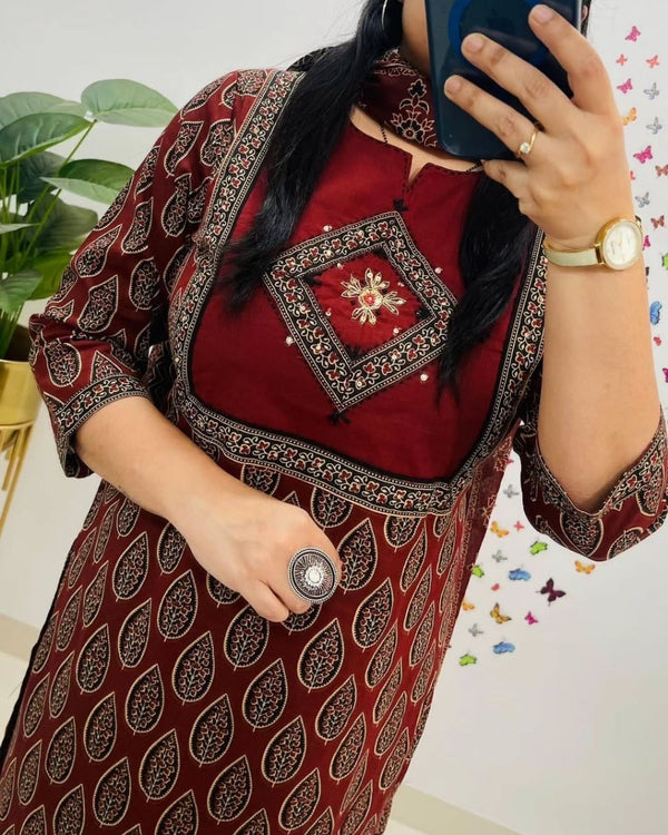 Premium Cotton Maroon Printed Dupatta Set