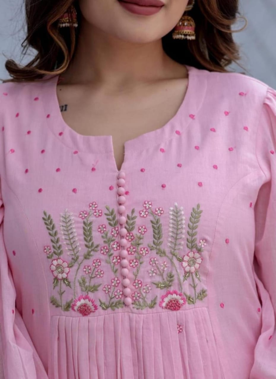 baby pink ankarli style kurti with pant and duppta sat
