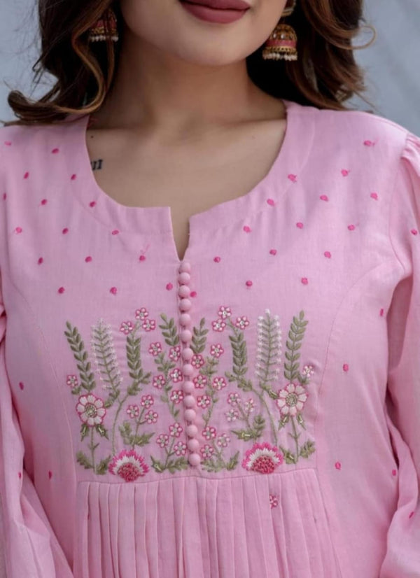 baby pink ankarli style kurti with pant and duppta sat